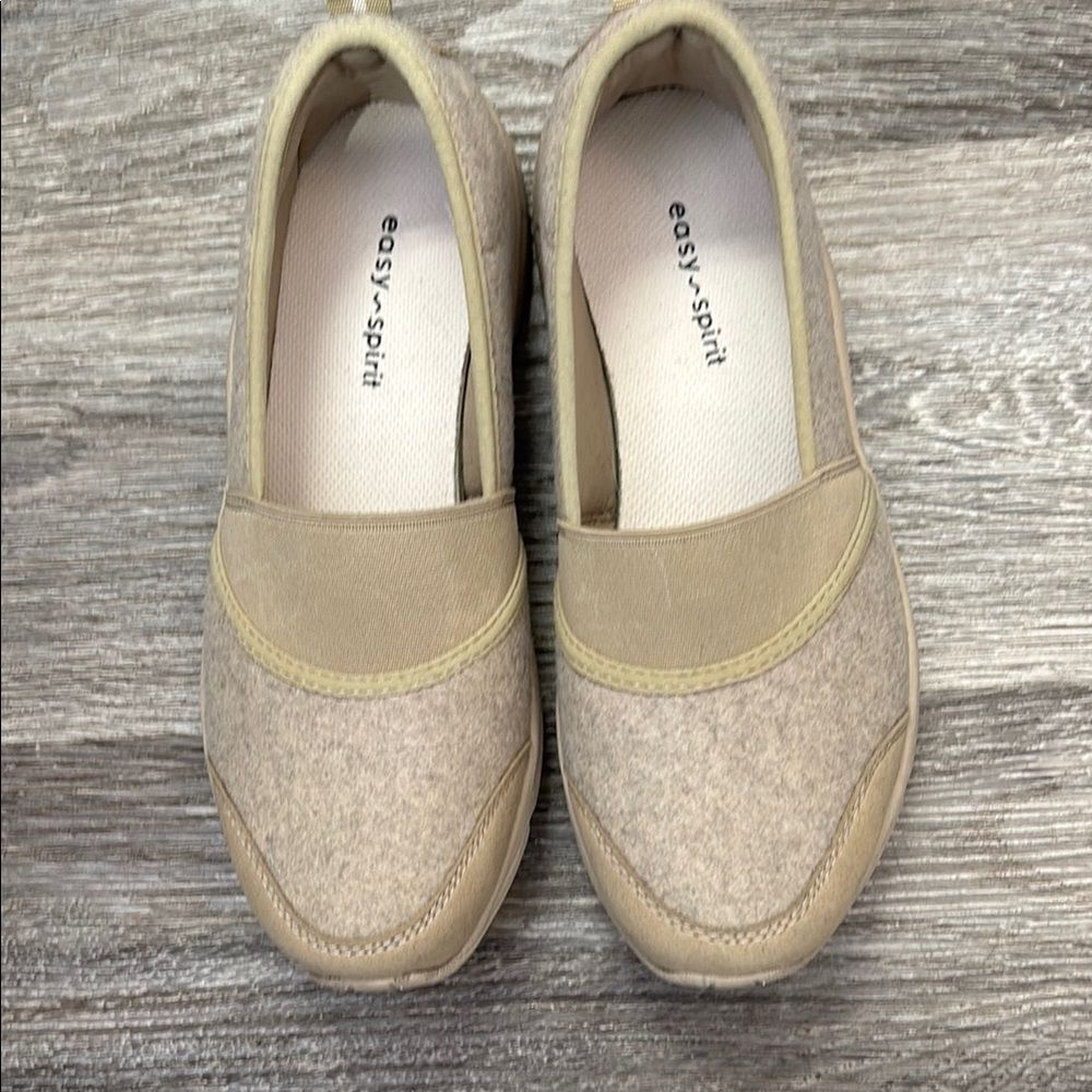 Easy Spirit Women's Tan Slip-On Shoes